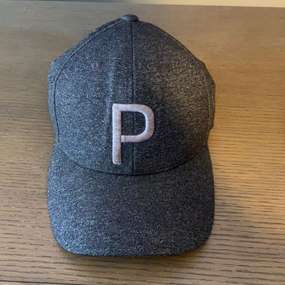Puma dark grey hat